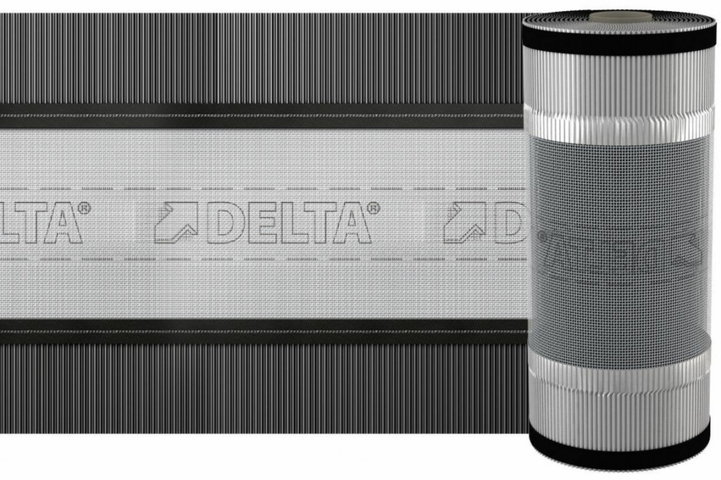 Budowa taśmy kalenicowej Dorken w przekroju - środkowy pasek z włókniny technicznej o przepuszczalności powietrza 12 900 lm²s oraz boczne paski z karbowanego aluminium z klejem butylowym