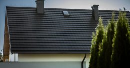 Blachodachówki hybrydowe – jedno rozwiązanie, podwójne możliwości