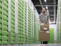 Boxy do wynajęcia — kiedy warto wybrać self storage i ile to kosztuje?