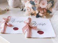 Zaproszenia na ślub, które mówią więcej niż tylko „przyjdź”