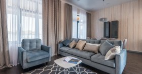 Nie masz pokoju gościnnego? Zaprojektuj salon jako 2 w 1