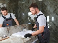 Remont łazienki w Warszawie – ile to kosztuje i gdzie szukać materiałów w 2026 roku?