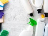 Profesjonalna hurtownia środków czystości – co znajdziesz w asortymencie?