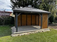 Altana ogrodowa a prawo budowlane - kiedy potrzebne jest zgłoszenie, a kiedy pozwolenie?