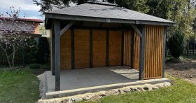 Altana ogrodowa a prawo budowlane - kiedy potrzebne jest zgłoszenie, a kiedy pozwolenie?