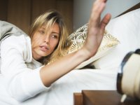 Jak światło wpływa na sen i temperaturę wnętrza sypialni?