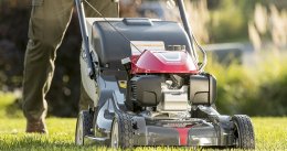 Najczęstsze błędy, które skracają żywotność kosiarki